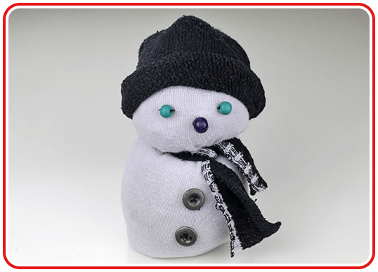 Step 5 - Ferdi Fuchs Socken-Schneemann basteln