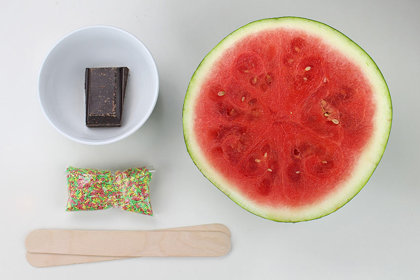 Zutaten für Wassermelone am Stiel